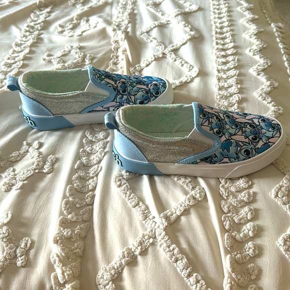 NWT LILO & STITCH Slip-ons - Picture 4 of 7